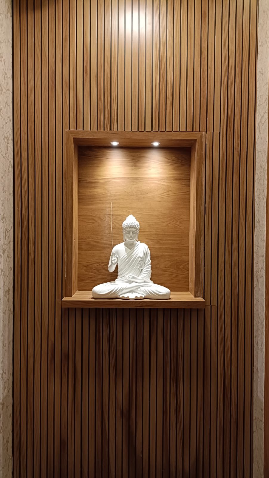 Buddha statue alcove at Moha Spa Kokapet