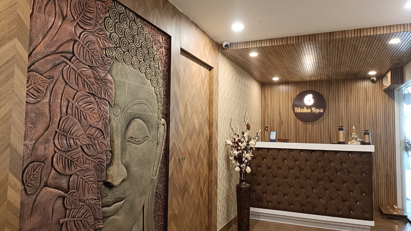 Moha Spa reception desk