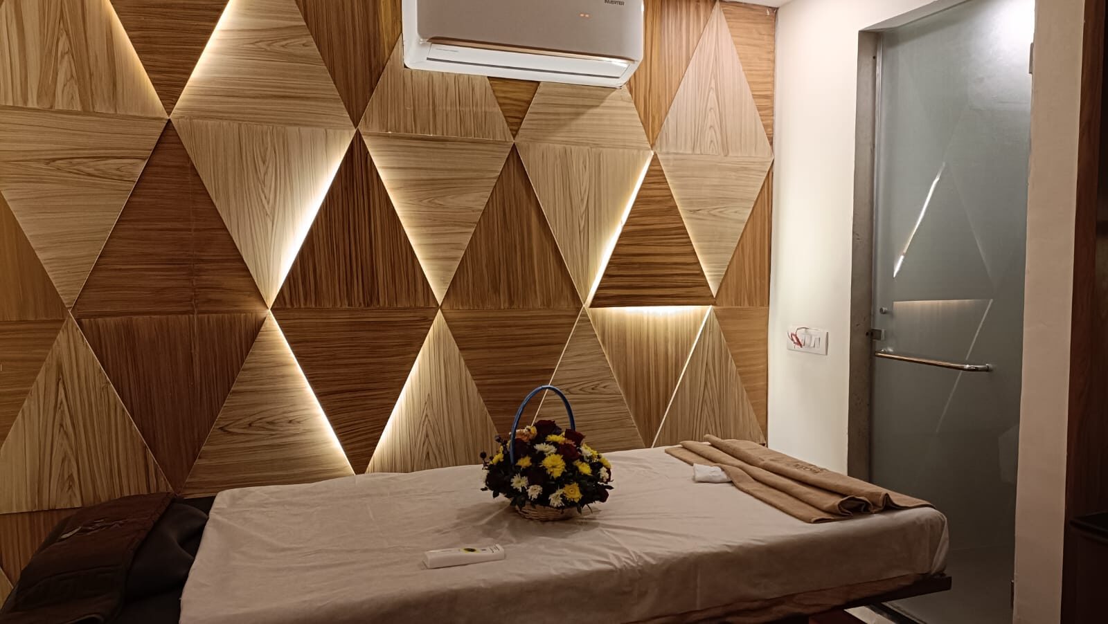 Private treatment suite at Moha Spa